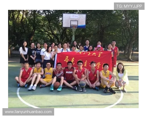 重庆篮球队的团队协作之道：探索团结与默契的力量