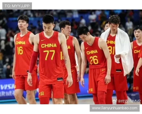 成都与杭州足球队的速度对决赛后分析与战术总结